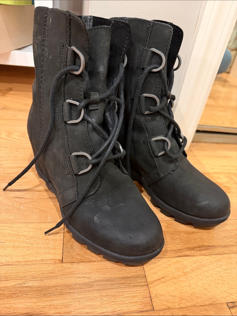 SOREL Joan of Arctic All weather wedges